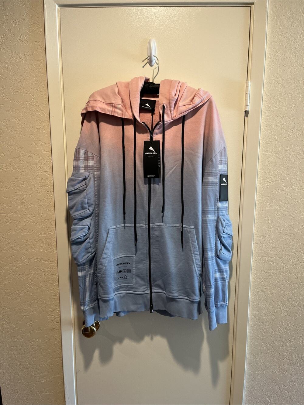 Mauna Kea Hoodie Mens Size M Pink Blue Gradient Double Hood Pockets Runs Big NWT